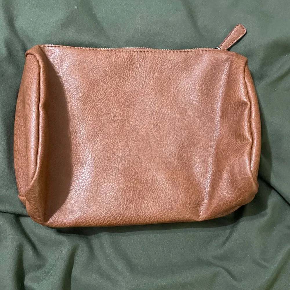 Unisex Brown Faux Leather Zippered Travel Pouch Toiletry Makeup Cosmetic Vegan